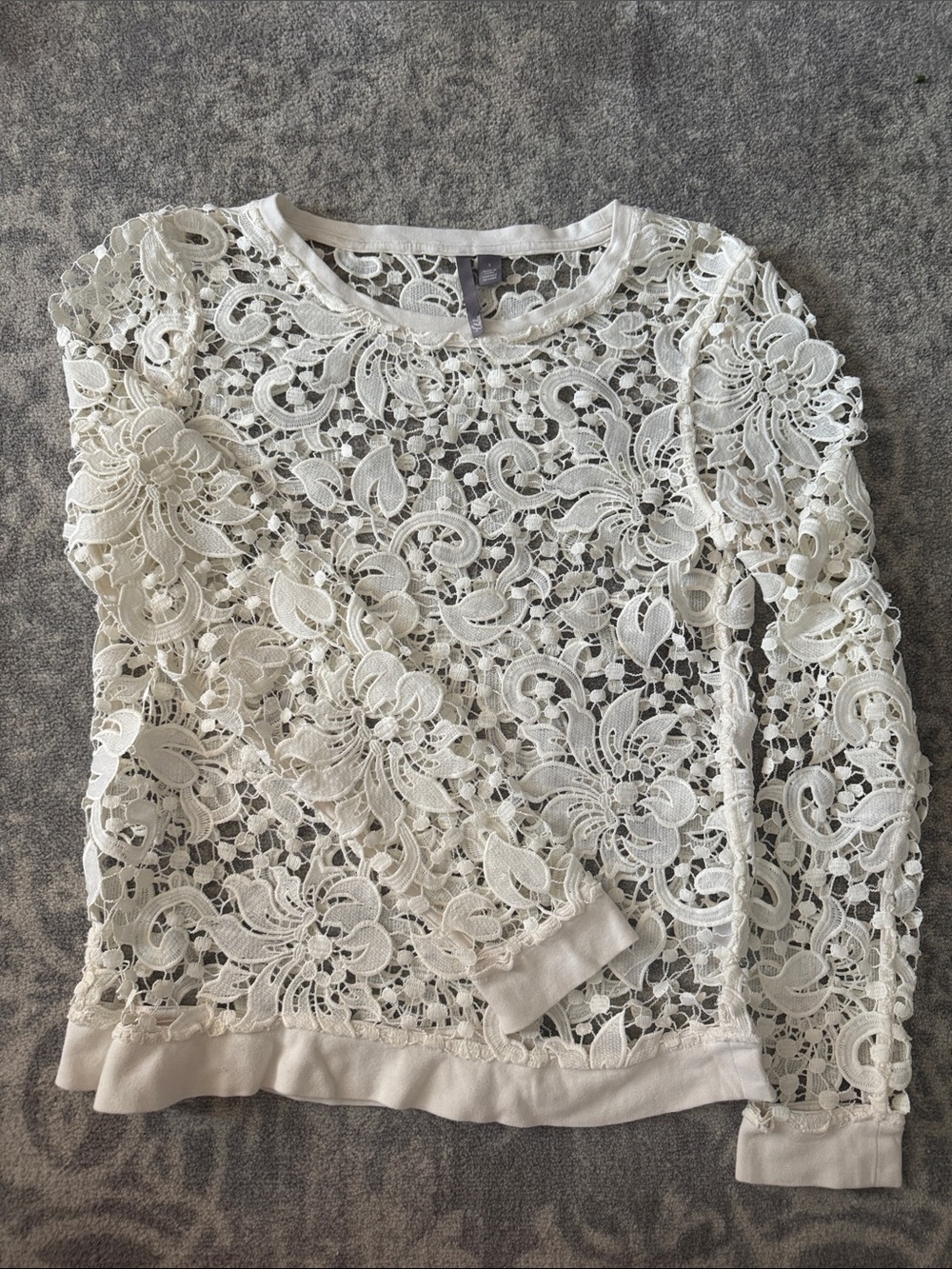 Chelsea28 Ivory Floral Lace Long-Sleeve Top